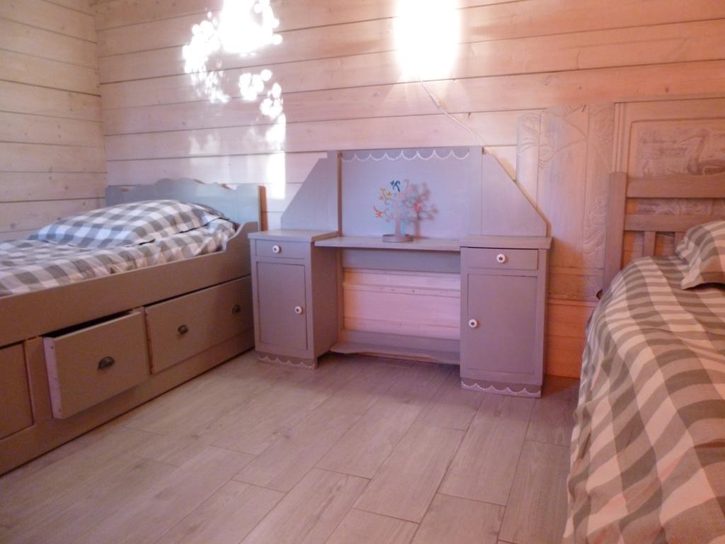 Chambres D'Hotes Le Clos Des Senteurs Malemort Exterior photo