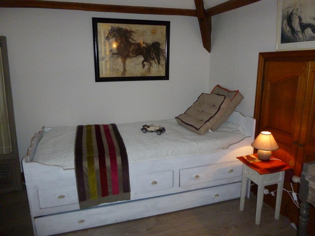 Chambres D'Hotes Le Clos Des Senteurs Malemort Exterior photo
